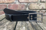 Plain leather 19mm or 25mm wide belt with chrome plated zinc buckle. Choice of 13 colours 121Z