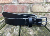 Plain leather 19mm wide belt with antique copper look steel buckle. Choice of 13 colours 1407