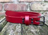 Plain leather 19mm wide belt with antique copper look steel buckle. Choice of 13 colours 1407