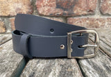 Plain leather 30mm wide belt with nickel plated steel buckle. Choice of 13 colours 685B