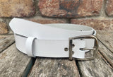 Plain leather 30mm wide belt with nickel plated steel buckle. Choice of 13 colours 685B