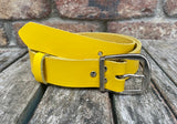 Plain leather 30mm wide belt with nickel plated steel buckle. Choice of 13 colours 685B