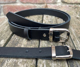 Plain leather 19mm or 25mm wide belt with nickle plated steel buckle. Choice of 13 colours 685C