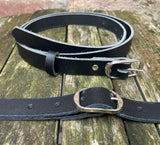 Plain leather 19mm wide belt with nickle plated steel buckle. Choice of 13 colours 692