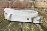 Plain leather 19mm wide belt with nickle plated steel buckle. Choice of 13 colours 692