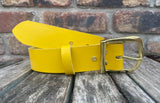 Plain leather 30mm or 38mm wide belt with solid brass buckle. Choice of 13 colours B019