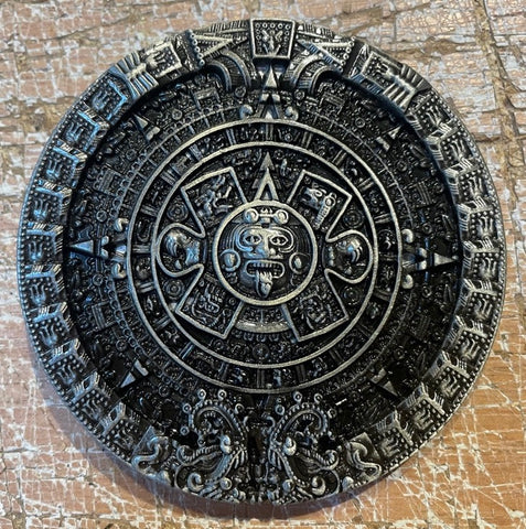 Azte calendar metal belt buckle BK60