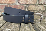 Plain leather 32mm wide belt with metal buckle. Choice of 13 colours BM1