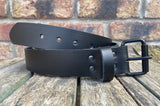 Plain leather 19mm-50mm wide belt with black single roller buckle. Choice of 13 colours