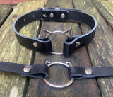 Cat head ring leather choker 10mm or 19mm wide. Choice of 13 colours.