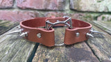 Spiked cat head ring leather choker approx 19mm wide. Choice of 13 colours and spike size.