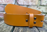 Plain leather 19mm-50mm wide Chicago screw belt with black steel screws. Choice of 13 colours.