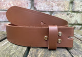 Plain leather 19mm-50mm wide Chicago screw belt with brass plated screws. Choice of 13 colours.