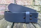 Plain leather 19mm-50mm wide Chicago screw belt with black steel screws. Choice of 13 colours.