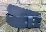 Plain leather 19mm-50mm wide Chicago screw belt with nickle plated steel screws. Choice of 13 colours.