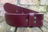 Plain leather 19mm-50mm wide Chicago screw belt with antique brass look steel screws. Choice of 13 colours.