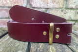 Plain leather 19mm-50mm wide Chicago screw belt with brass plated screws. Choice of 13 colours.