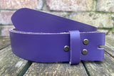 Plain leather 19mm-50mm wide Chicago screw belt with antique brass look steel screws. Choice of 13 colours.