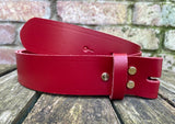 Plain leather 19mm-50mm wide Chicago screw belt with brass plated screws. Choice of 13 colours.