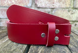 Plain leather 19mm-50mm wide Chicago screw belt with nickle plated steel screws. Choice of 13 colours.