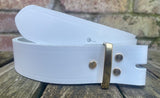 Plain leather 19mm-50mm wide Chicago screw belt with brass plated screws. Choice of 13 colours.