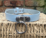 D & o-ring leather choker approx 19mm wide. Choice of 13 colours.