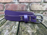 Plain leather 19mm wide belt with antique silver look zinc buckle. Choice of 13 colours PH75364