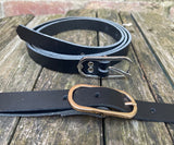 Plain leather 19mm wide belt with nickel plated or gold plated buckle. Choice of 13 colours.