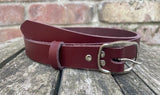 Plain leather 25mm wide belt with nickle plated steel buckle. Choice of 13 colours SBF24C