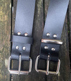 Plain leather 19mm-50mm wide belt with heavy duty nickel plated steel roller buckle. Choice of 13 colours