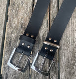 Plain leather belt with chrome plated zinc buckle. 38mm wide choice of colour XGJ805