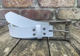 Plain leather 30mm wide belt with metal nuts & bolt buckle. Choice of 13 colours