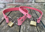 Front locking leather choker 10mm or 19mm wide. Choice of 13 colours.