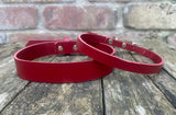 Plain leather choker 10mm or 19mm wide. Choice of 13 colours.