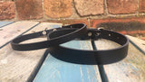 Plain leather choker 10mm or 19mm wide. Choice of 13 colours.